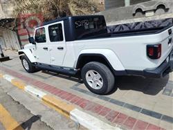 جيب جلاديتور